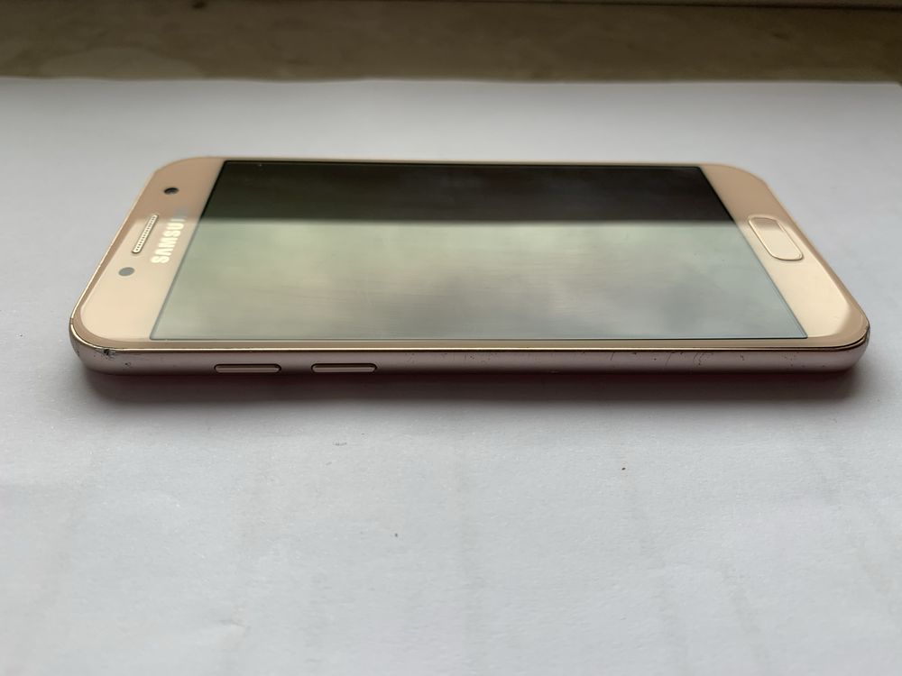 Telefon Samsung A3 2017, stan idealny, Gratis