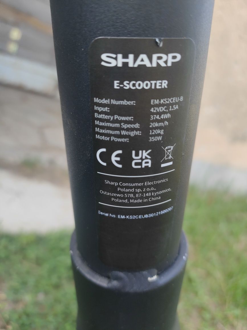 Hulajnoga elektryczna sharp EM-KS2AEU-B