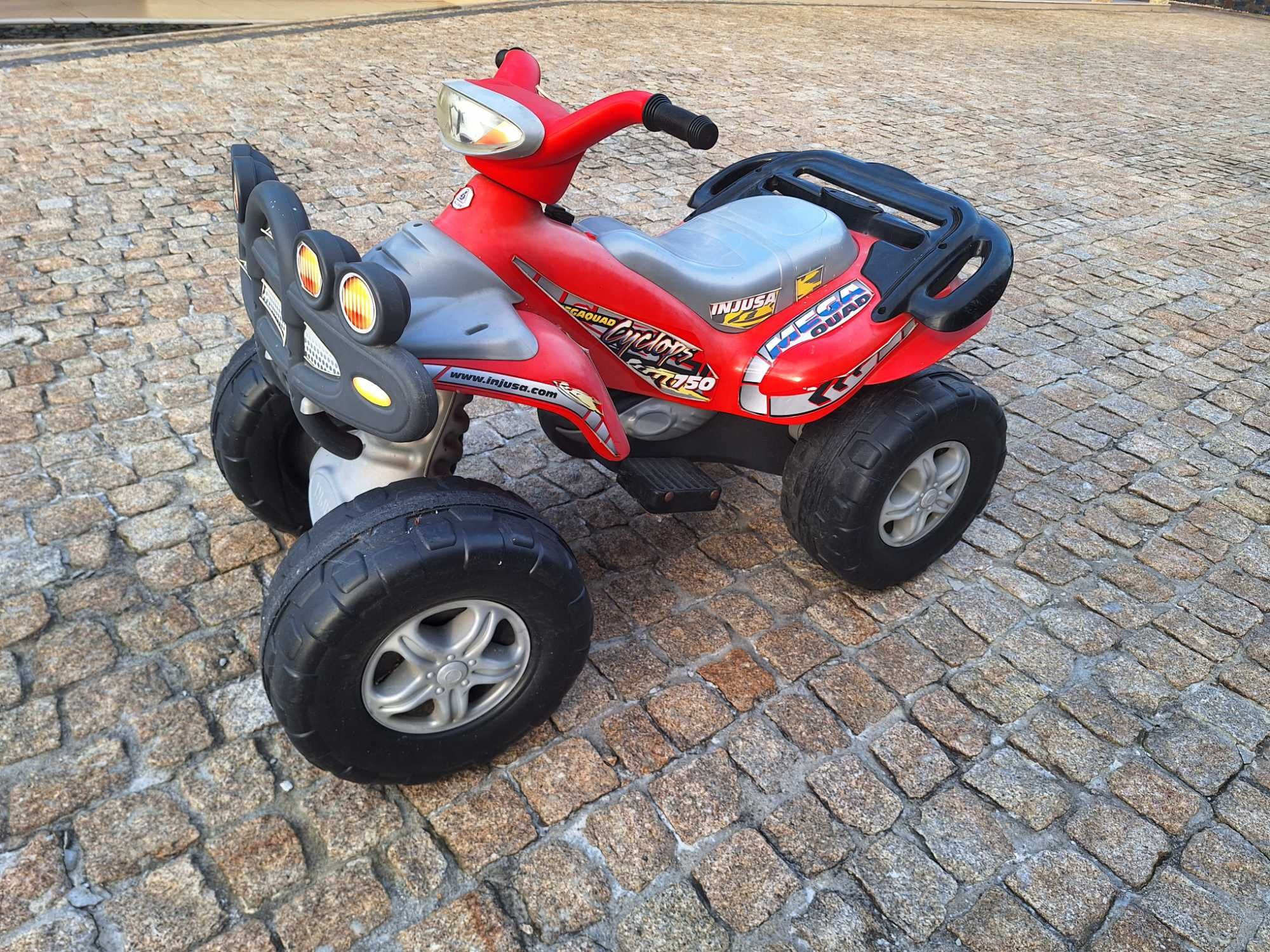 Moto 4 de criança a bateria