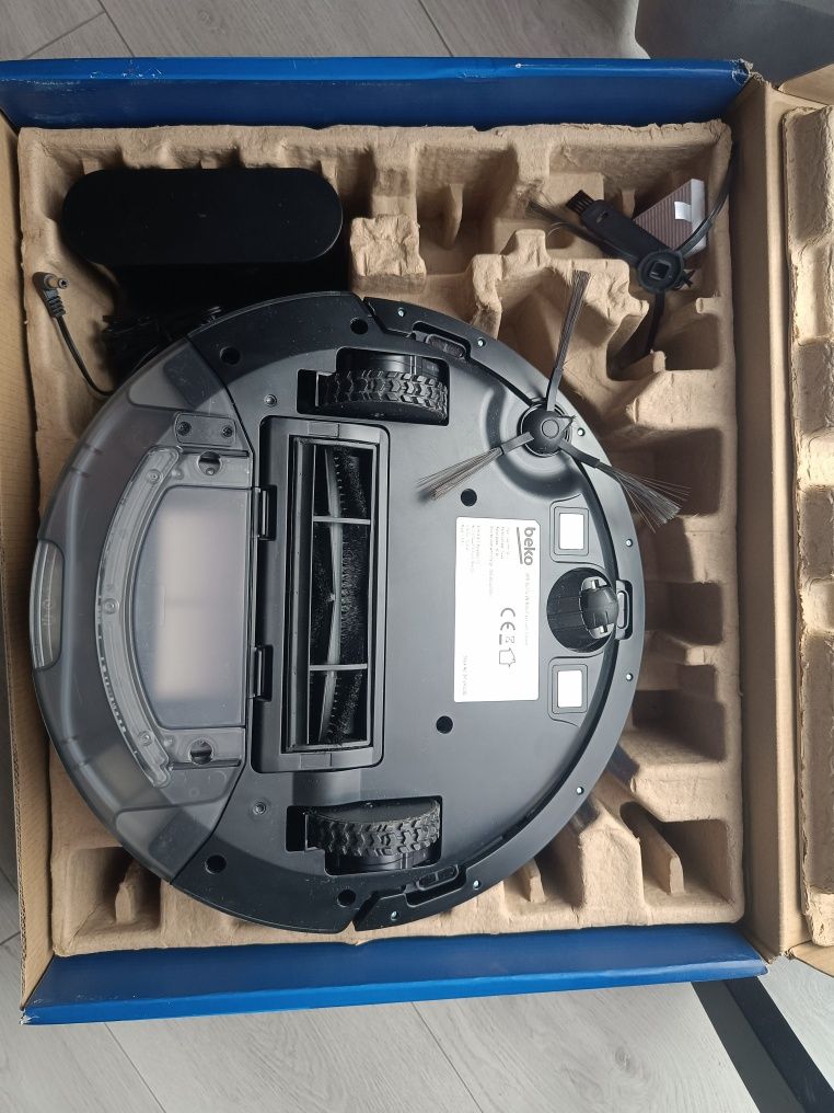Nowy odkurzacz automatyczny Beko VRR84314