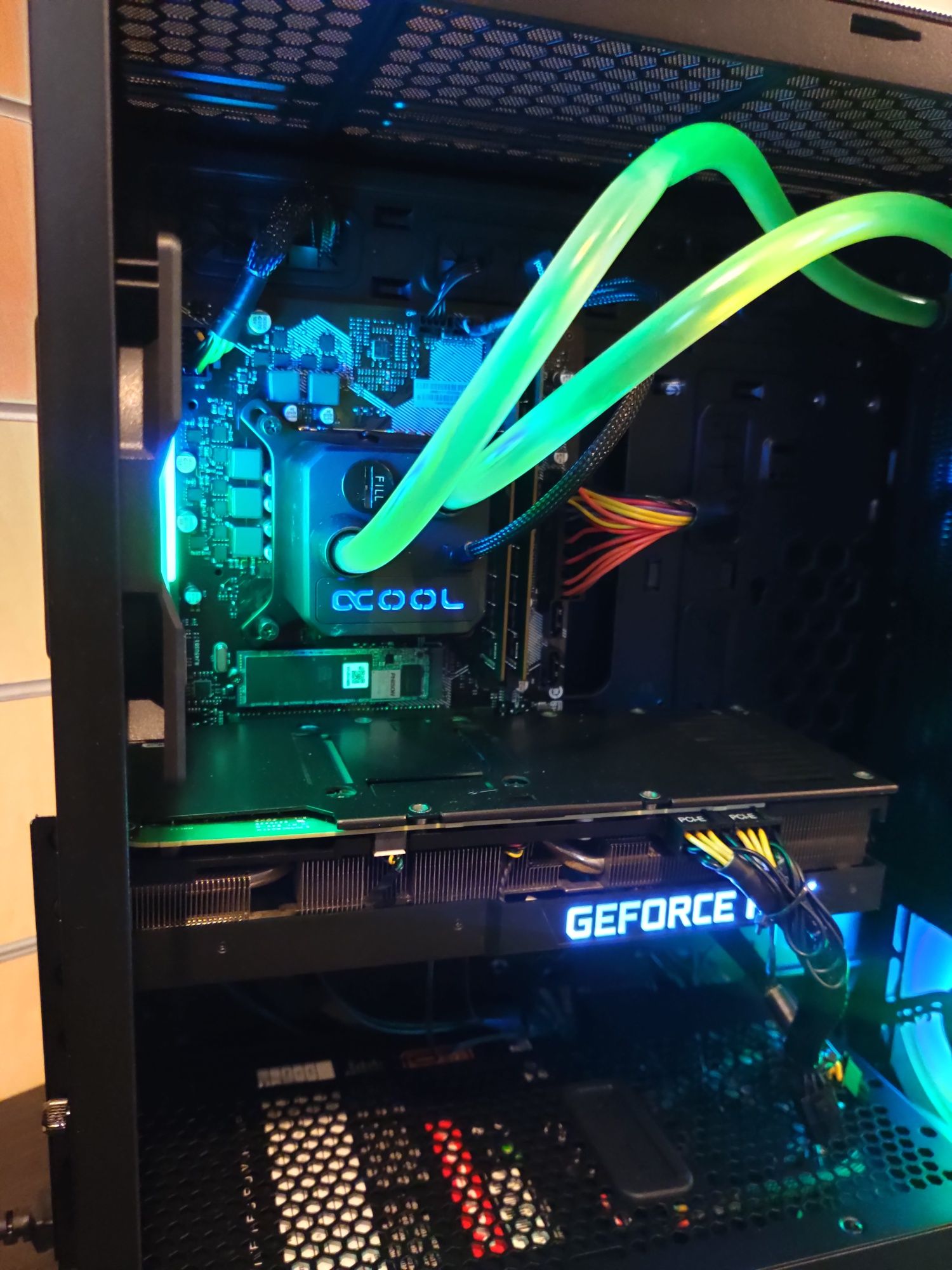 i9-13900K,LED Komputer do Gier,32 GB,RTX 2080Ti,woda,SSD,Win 11