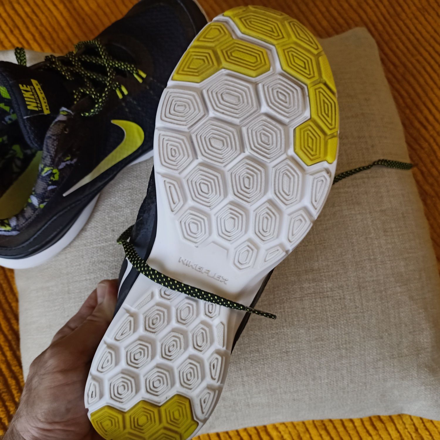 NIKE buty damskie WMNS FLEX Trainer 5 RINT