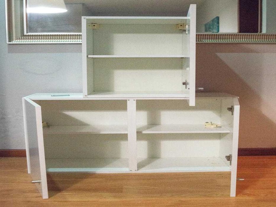 armários de cozinha em bom estado