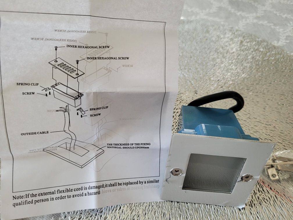 Halogen zewnetrzny oprawa lampa ip54 led kwadrat oświetlenie  podbitki