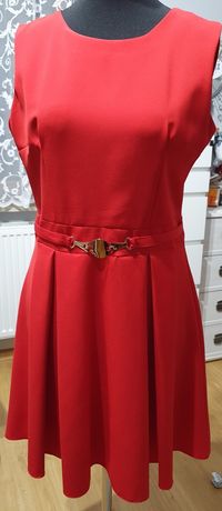 Piękna czerwona sukienka firmy DUET A&M rozm z metki 44.