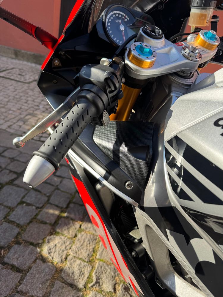 Aprilia RSV4 RF 1000 ( Possibilidade Financiamento )