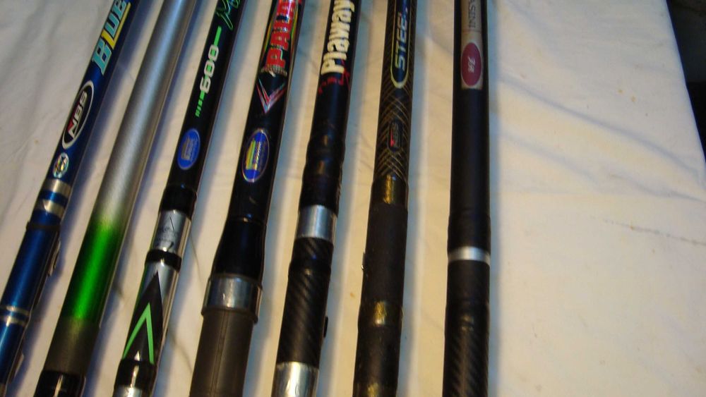 Canas  de  pesca  boia  de  5 e 6 metros