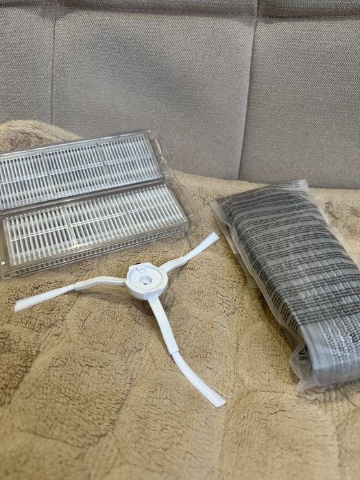 Робот пилосос Xiaomi Mi Robot Vacuum-Mop 2 Pro White