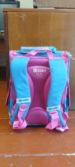 Продам шкільні рюкзаки