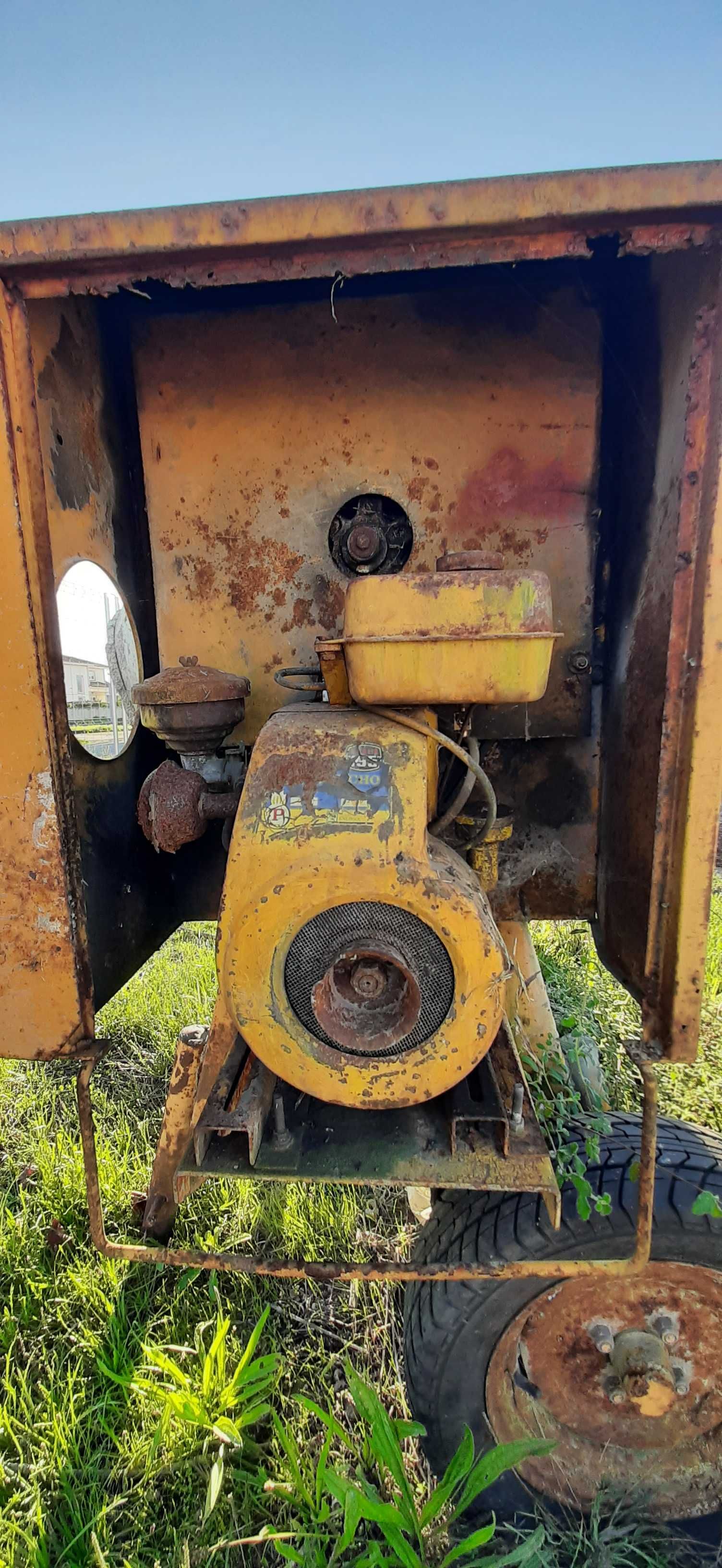 BETONEIRA 350L, motor a gasolina – Usada