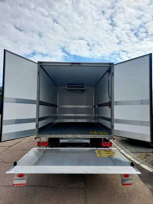 Wynajem Iveco Daily Izoterma/ Kontener / Winda /POZNAŃ