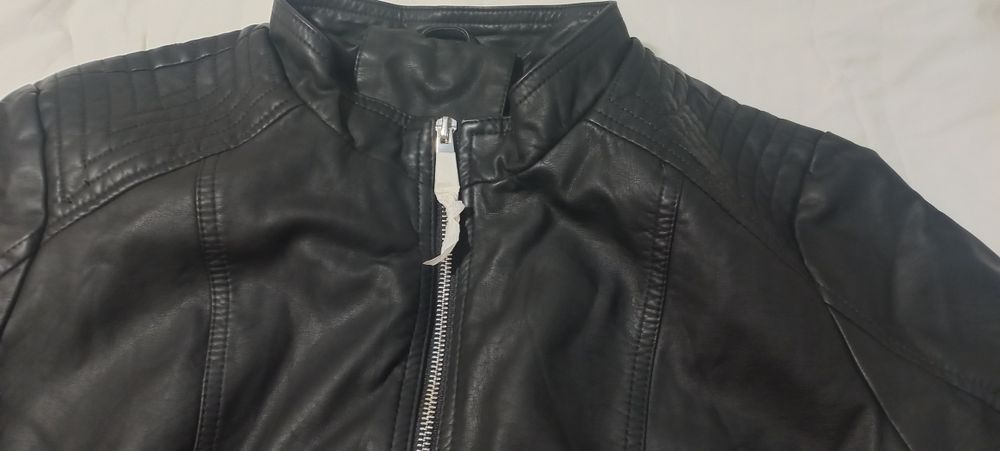 Куртка кож.зам.новая, но без бирки. Размер 50-52