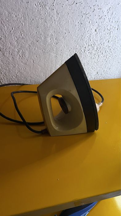 Утюг рабочий