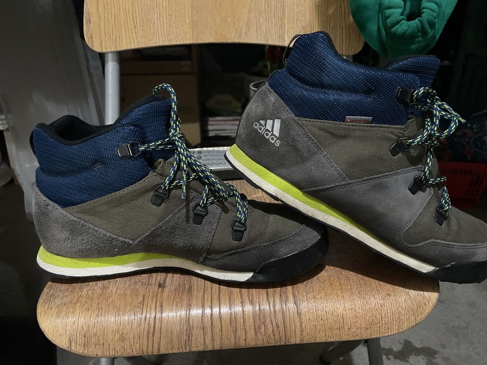 Buty zimowe adidas trex