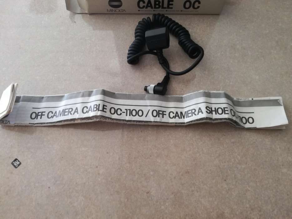Off camera Minolta cable