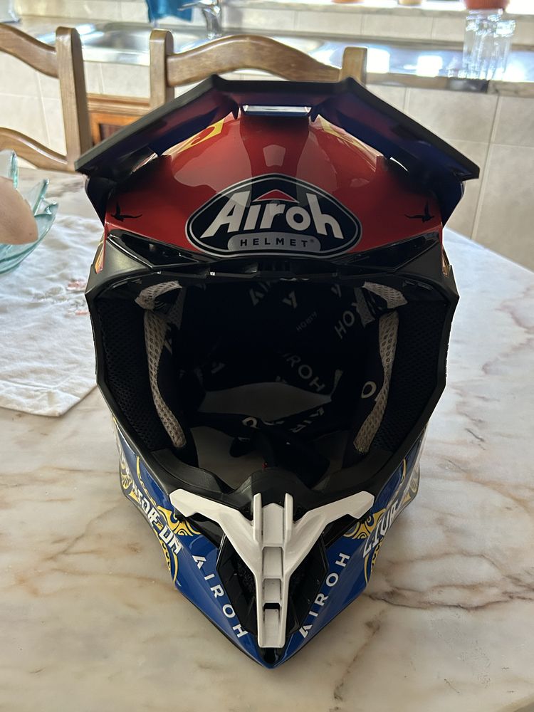 Capacete Airoh Twist 2.0 Tiki