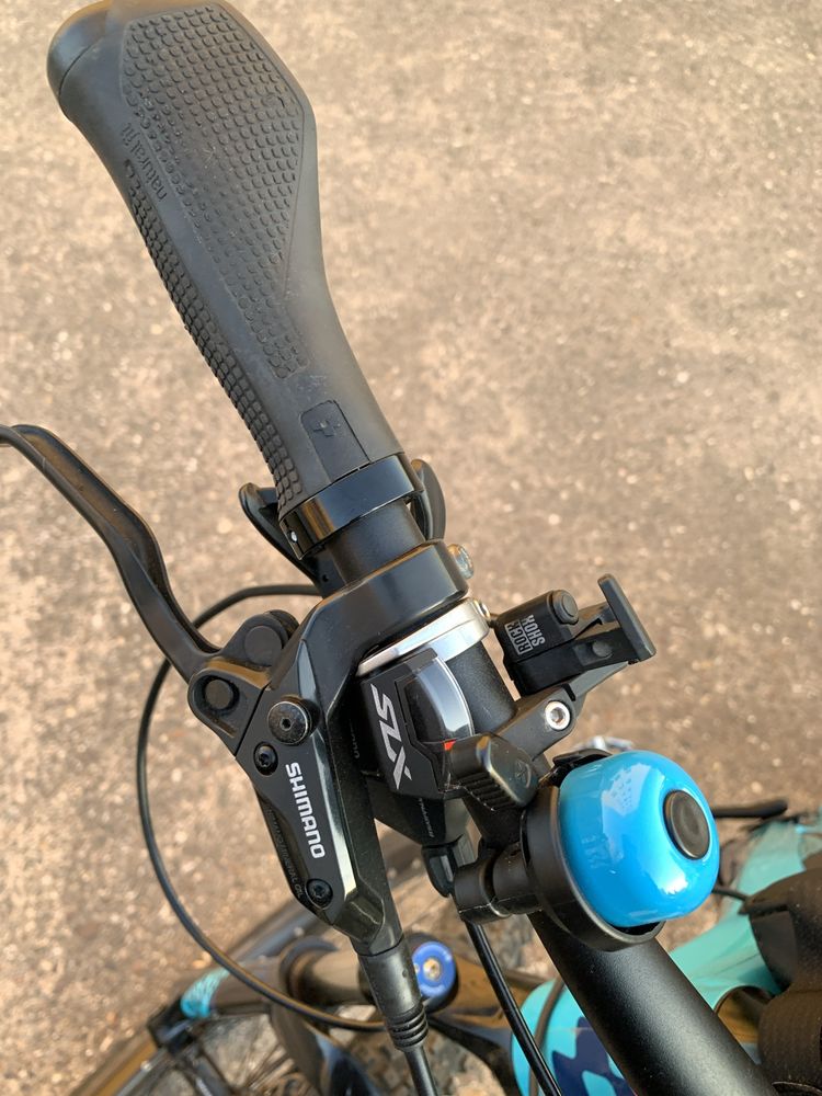 E bike Cube access hybrid race 500