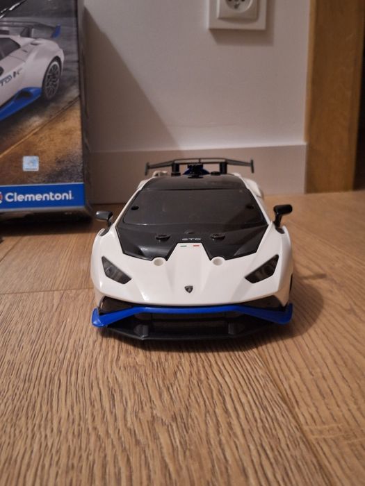 Lamborghini huracan sto do składania