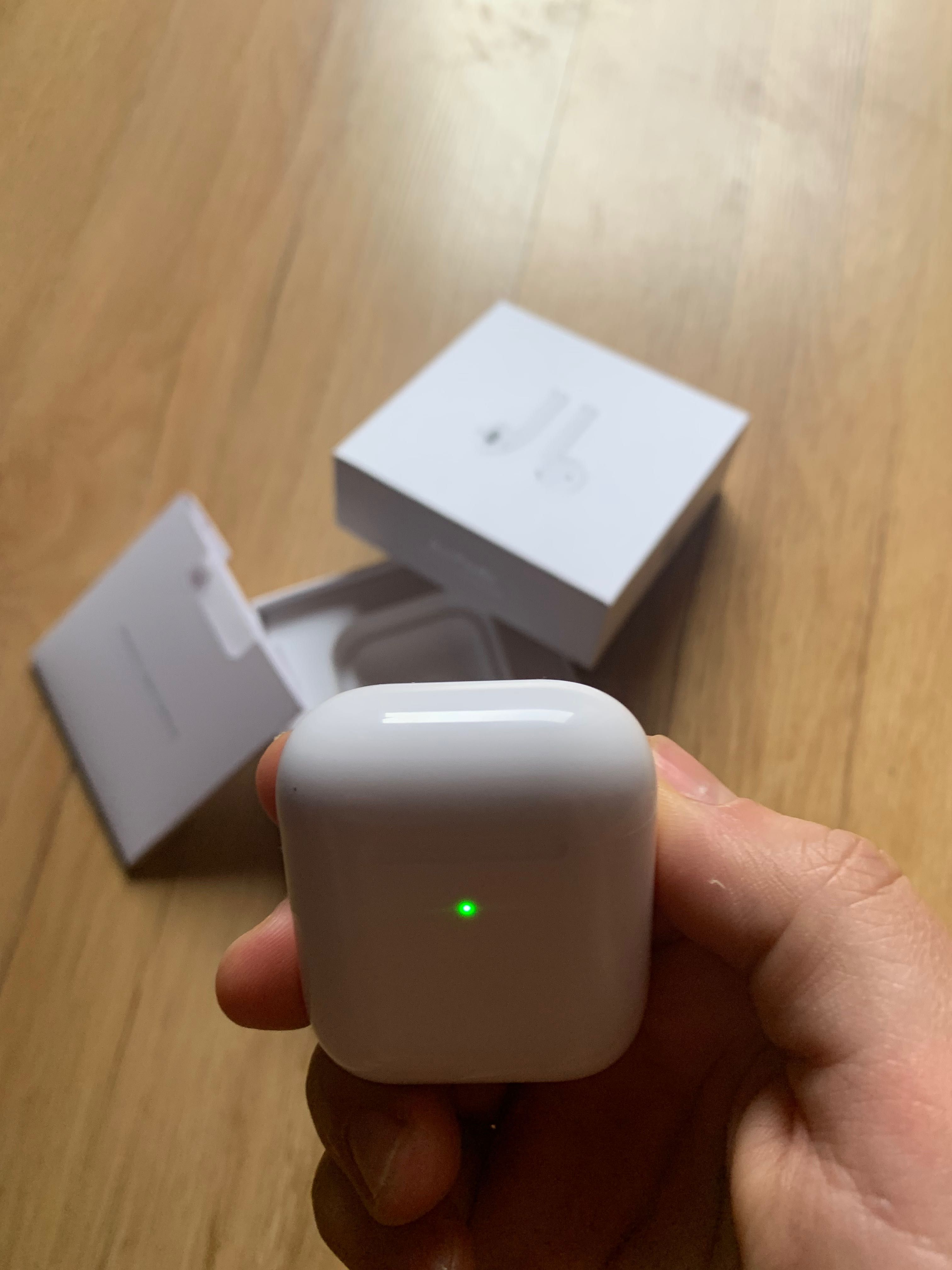 Słuchawki Airpods 2 jak nowe