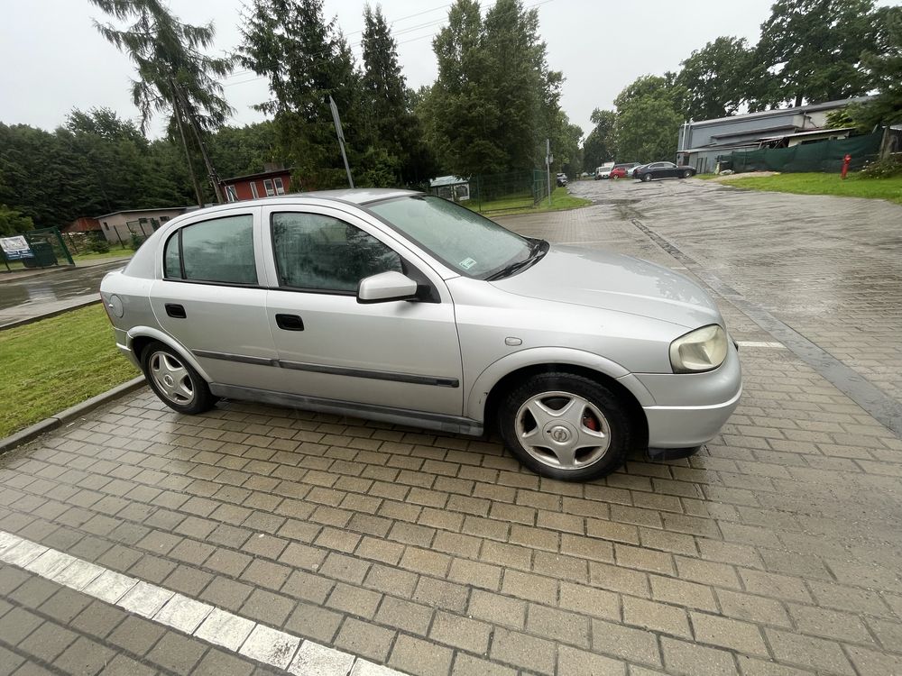 Opel Astra 1.6 8v LPG 5drzwi webasto klima nowy przeglad