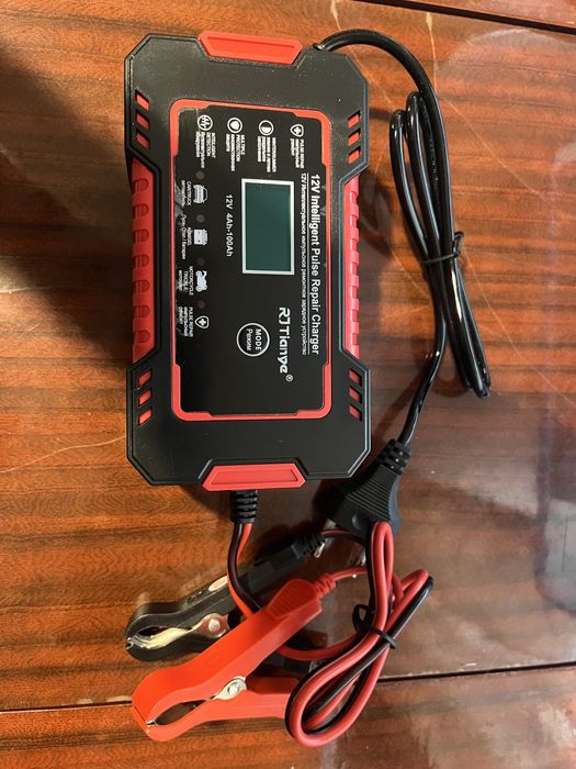 Зарядний пристрій АКБ