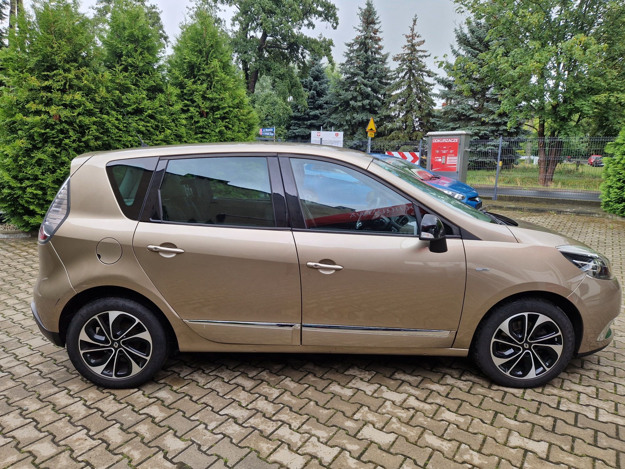 Renault Scenic 1.2 tce BOSE  import Niemcy
