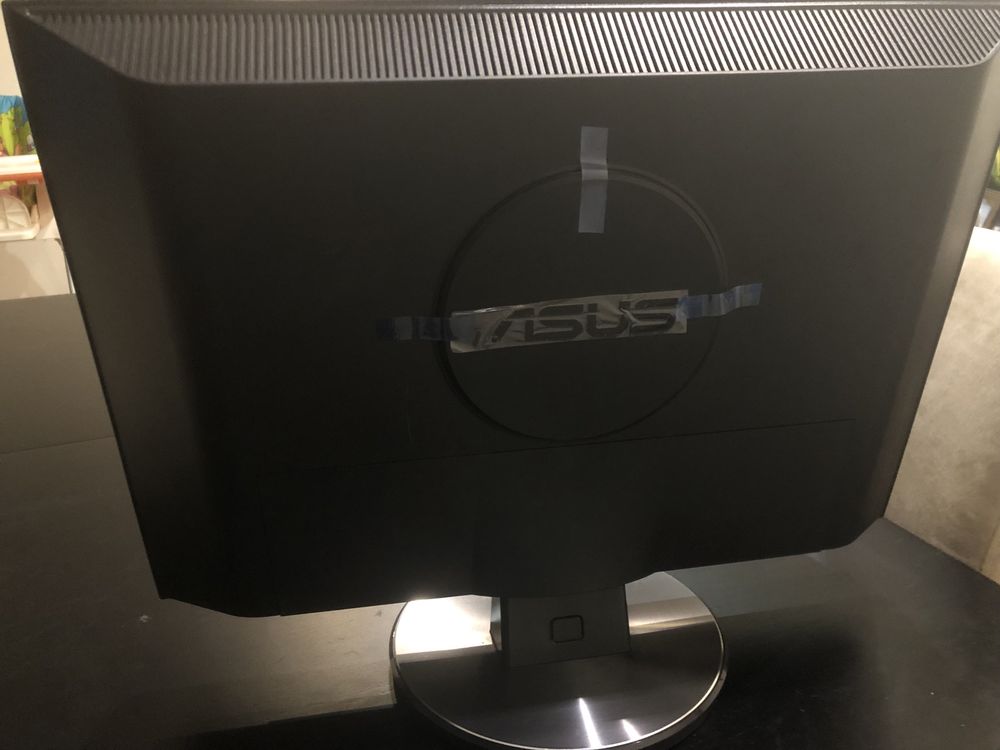 Monitor LCD Asus MW221U 22”