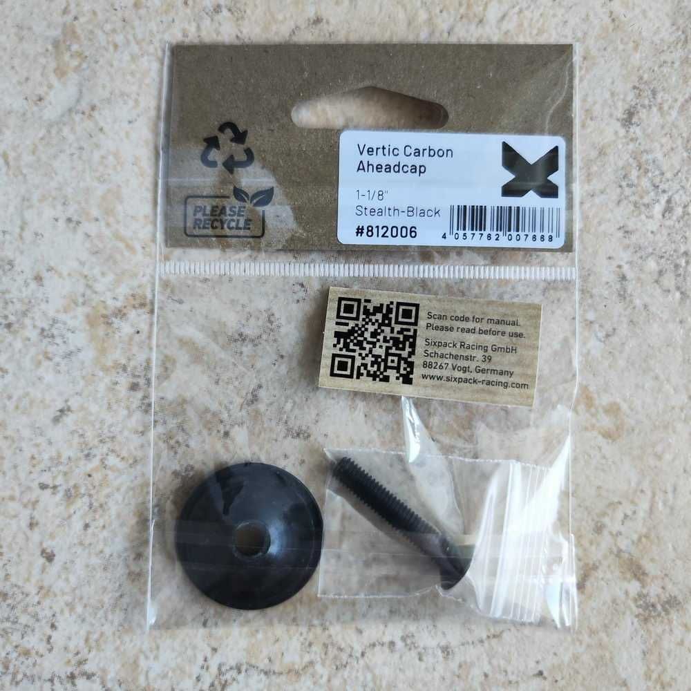 Tampa dianteira Sixpack Racing Vertic Carbon 1 1/8”