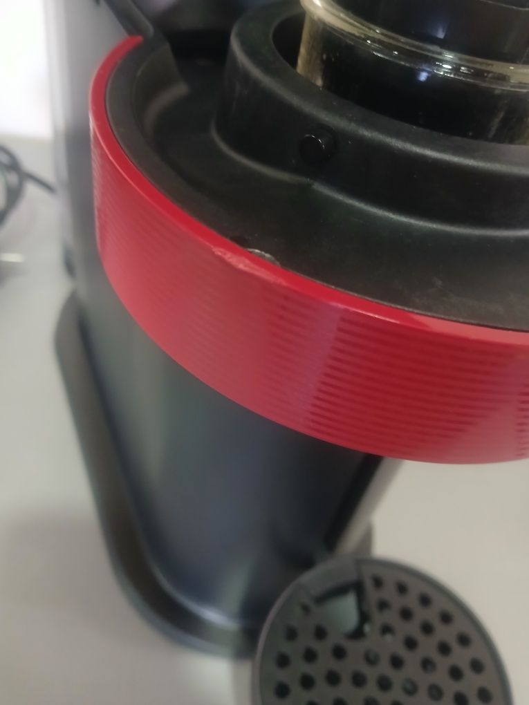 Maquina de café NESPRESSO Vertuo Next