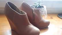 Botki Reserved r. 37