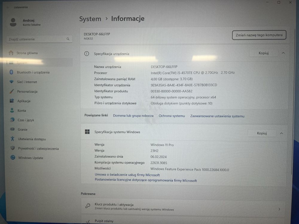 Komputer dotykowy 32 cale z systemem windows