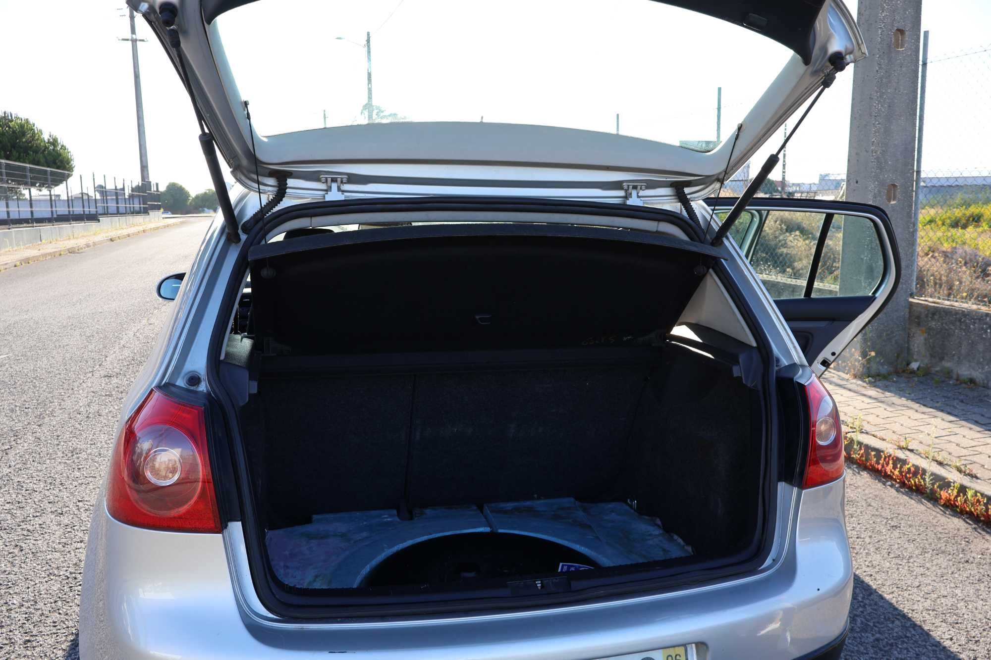Volkswagen Golf V