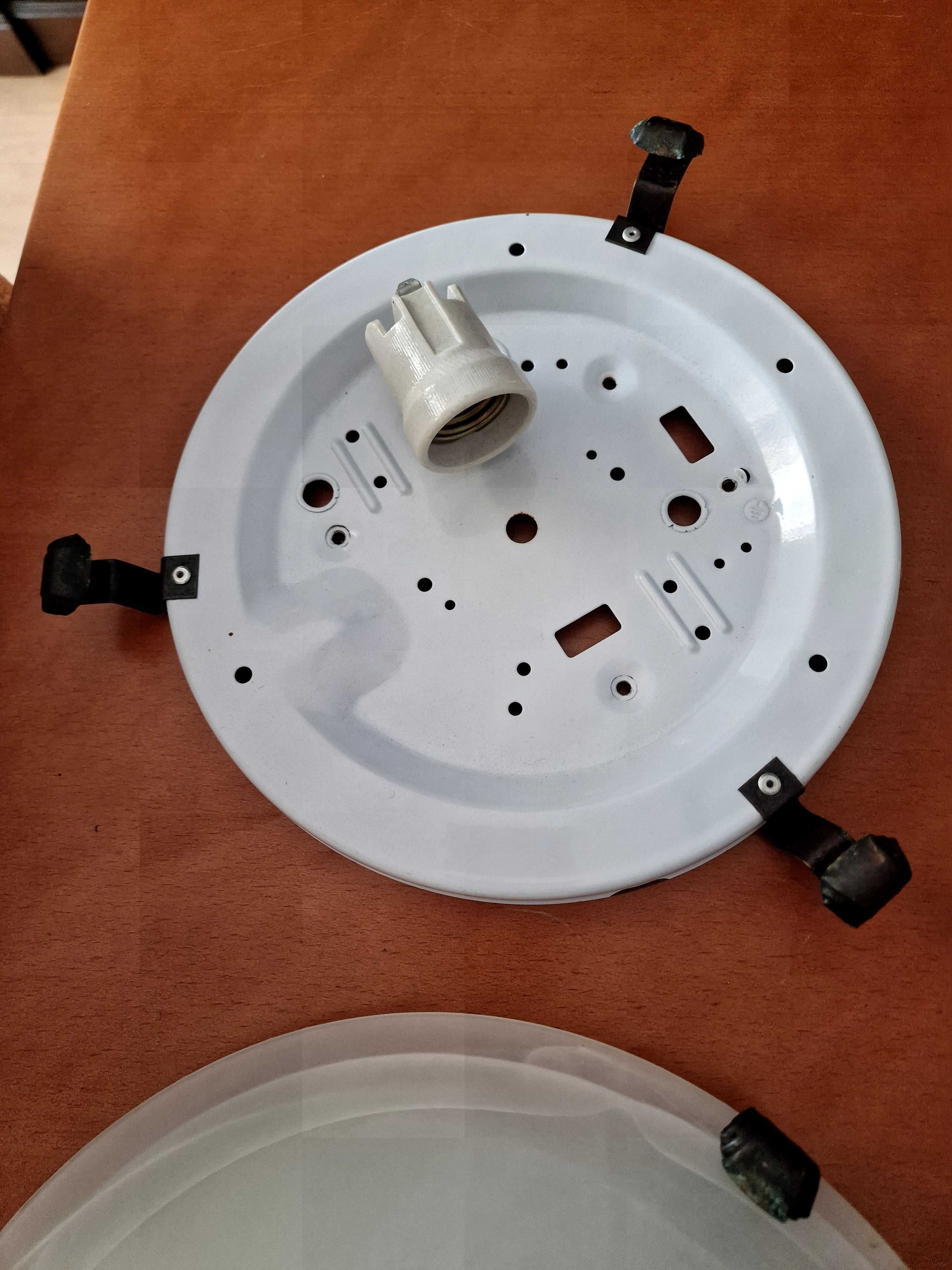 Conjunto de Plafons em vidro fosco