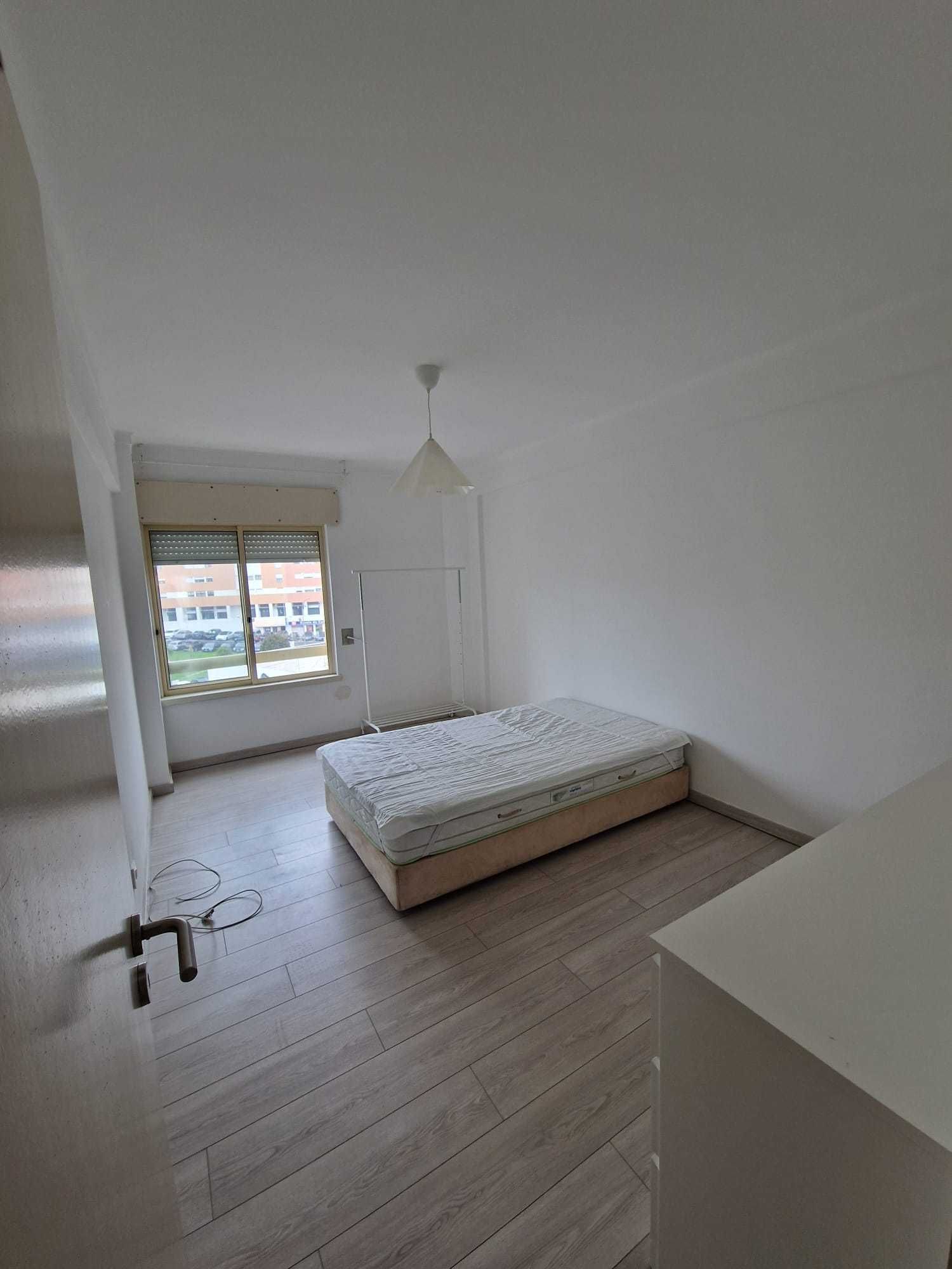 2 Quartos para alugar em Alfragide | 400€/450€ com despesas incluídas