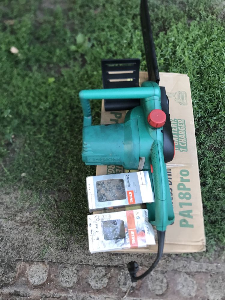 Электропила Bosch AKE 40S