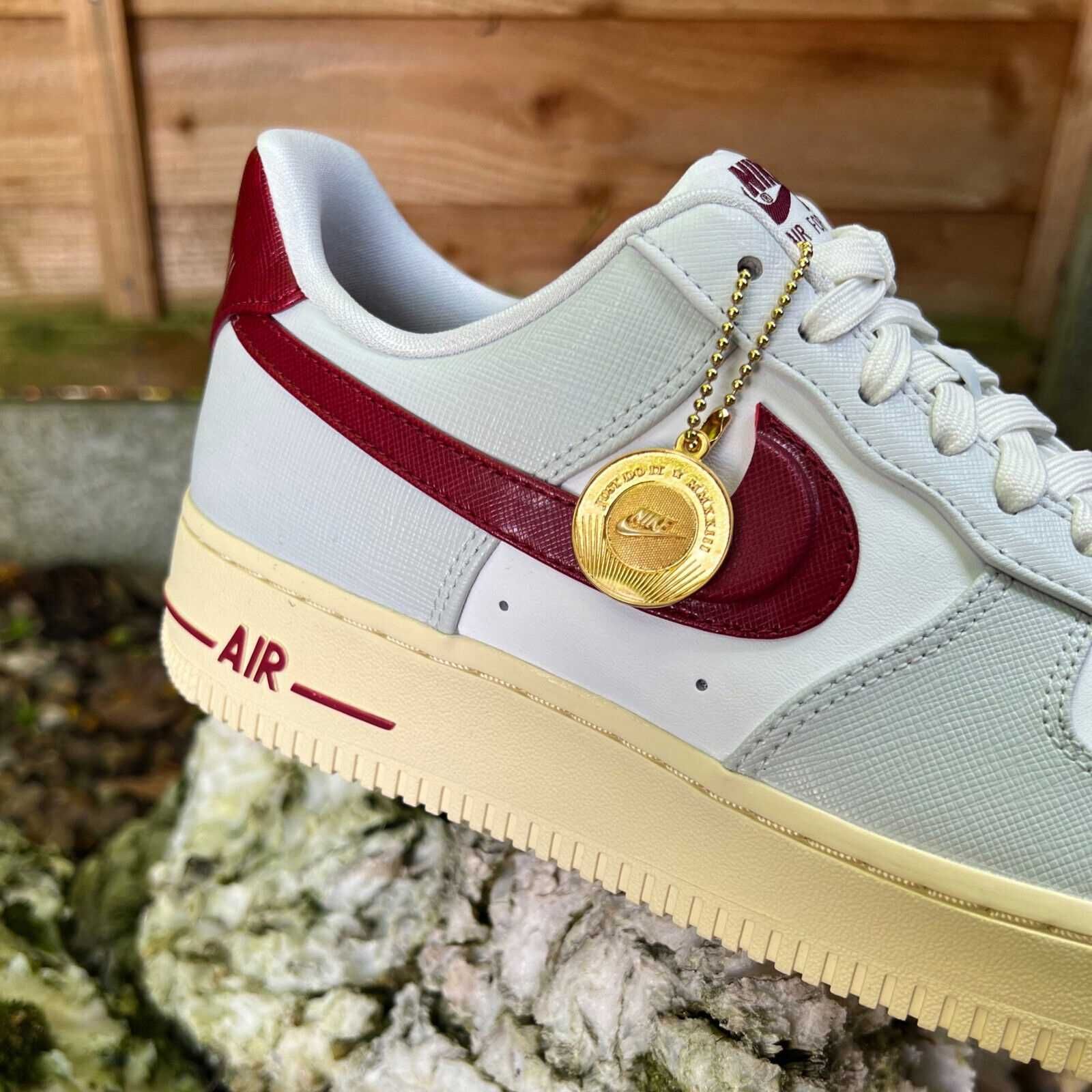 Кросівки жіночі Nike Air Force 1 Wmns DV7584-001