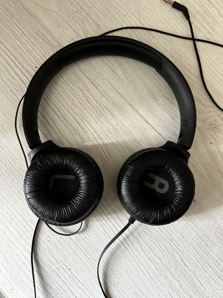 Навушники Наушники JBL