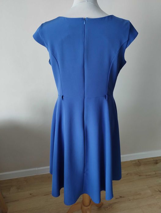 Sukienka chabrowa/niebieska 44 marconi