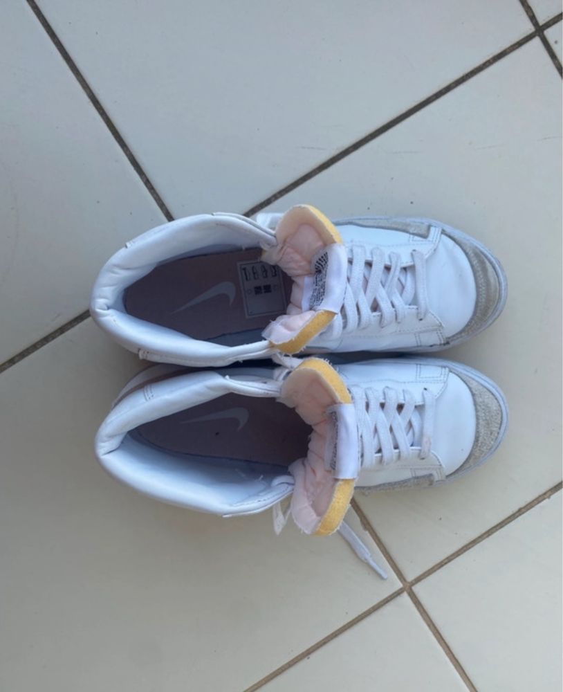 Tenis nike blazer