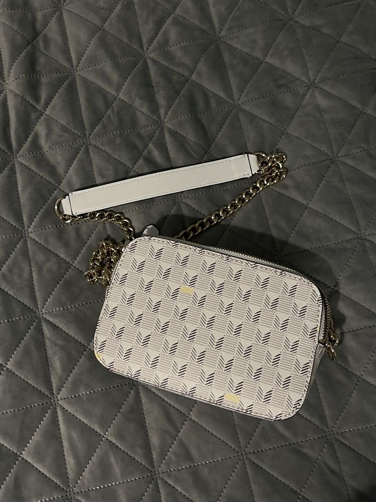 mala torebka guess