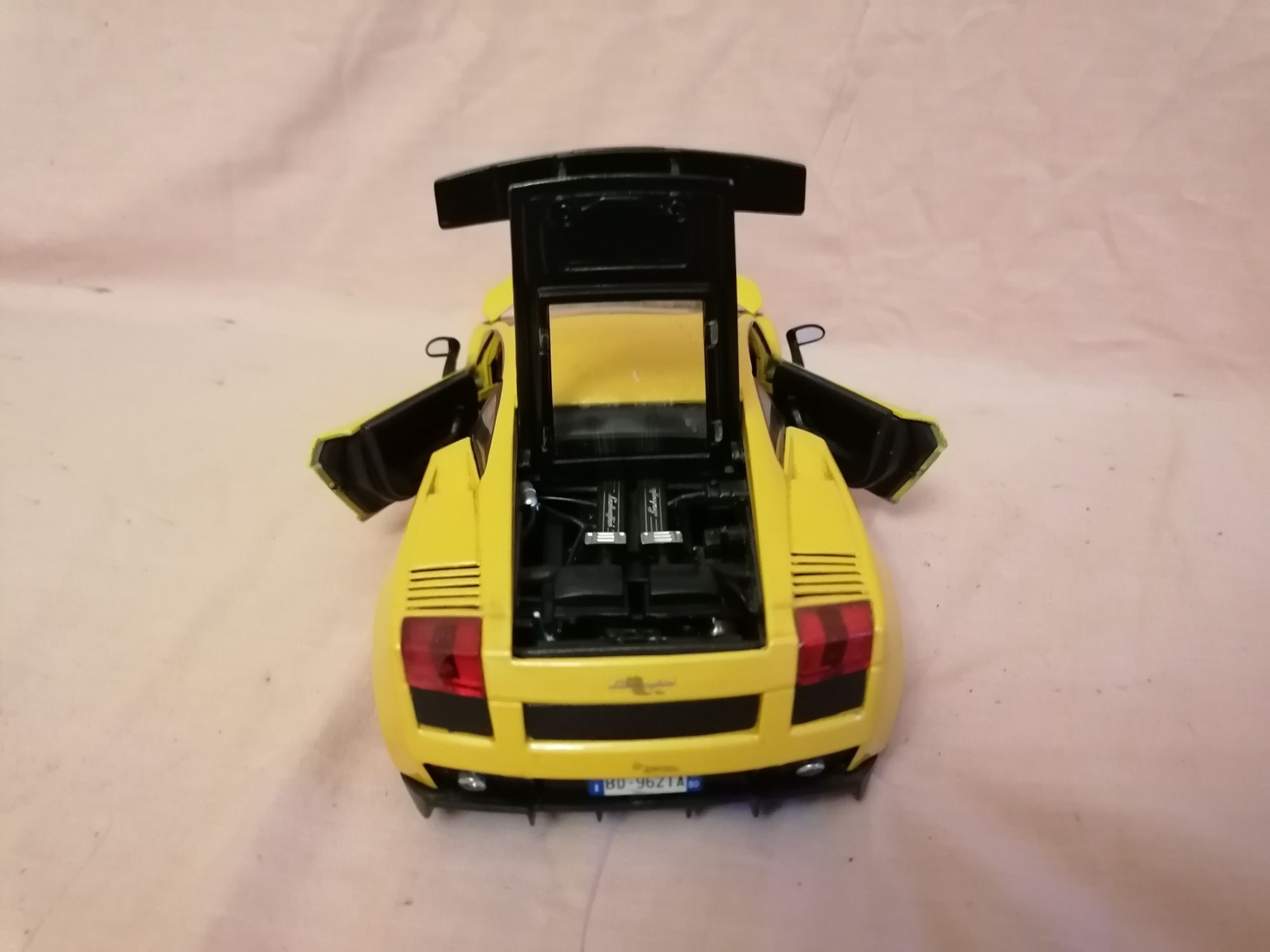 Lamborgini Gallardo 1/18