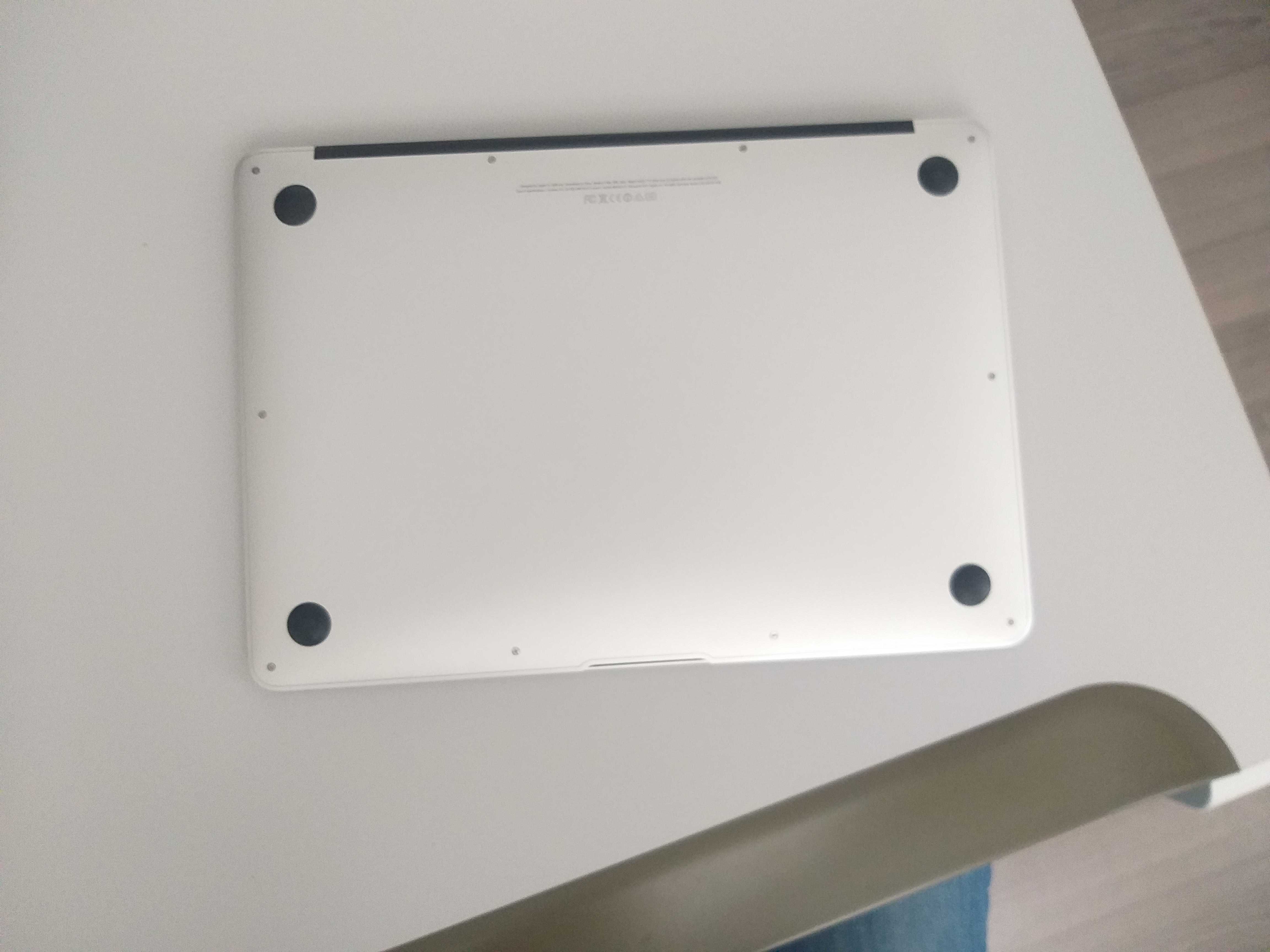 MacBook Air (13-inch, Mid 2013)