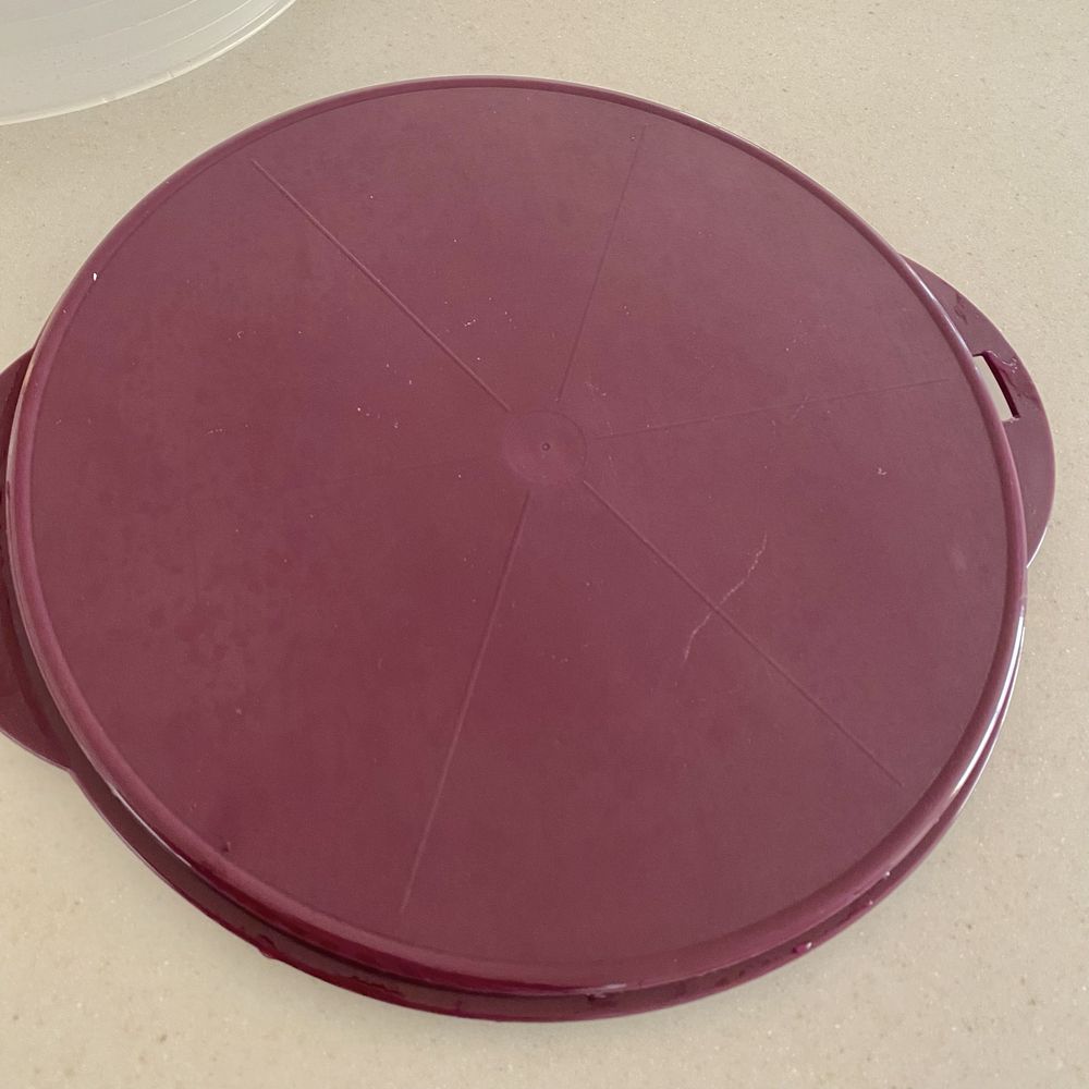 Boleira Tupperware usada