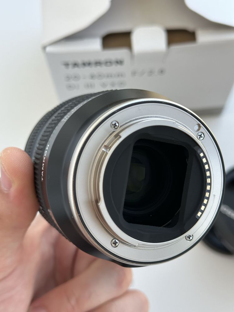 Tamron 20-40 f2.8 di iii vdx (sony e) стан нового, аналог 16-35 17-28