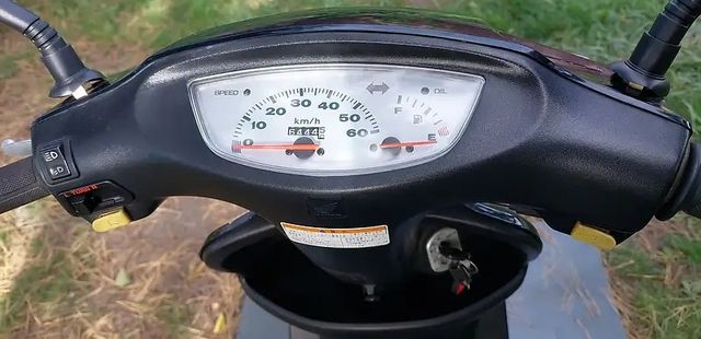 Honda Dio  AF-34