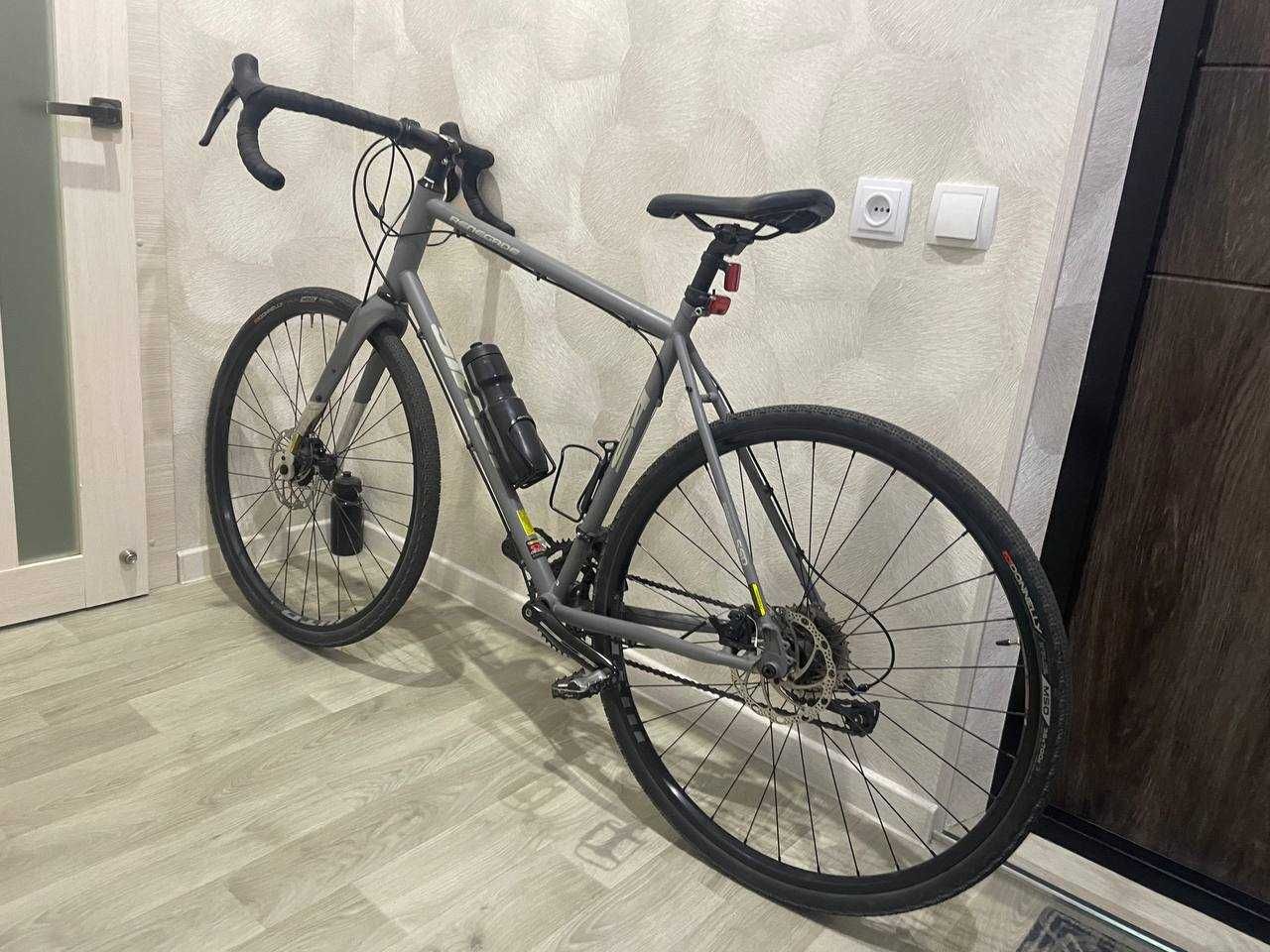 Jamis Renegade S4 Gravel bike/Гравійний велосипед