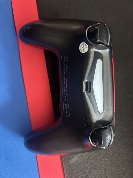 Pad kontroler do gier  | bezprzewodowy Bluetooth | PS4 / PC |