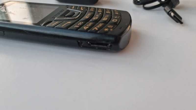 Telemóvel Samsung Dual Sim