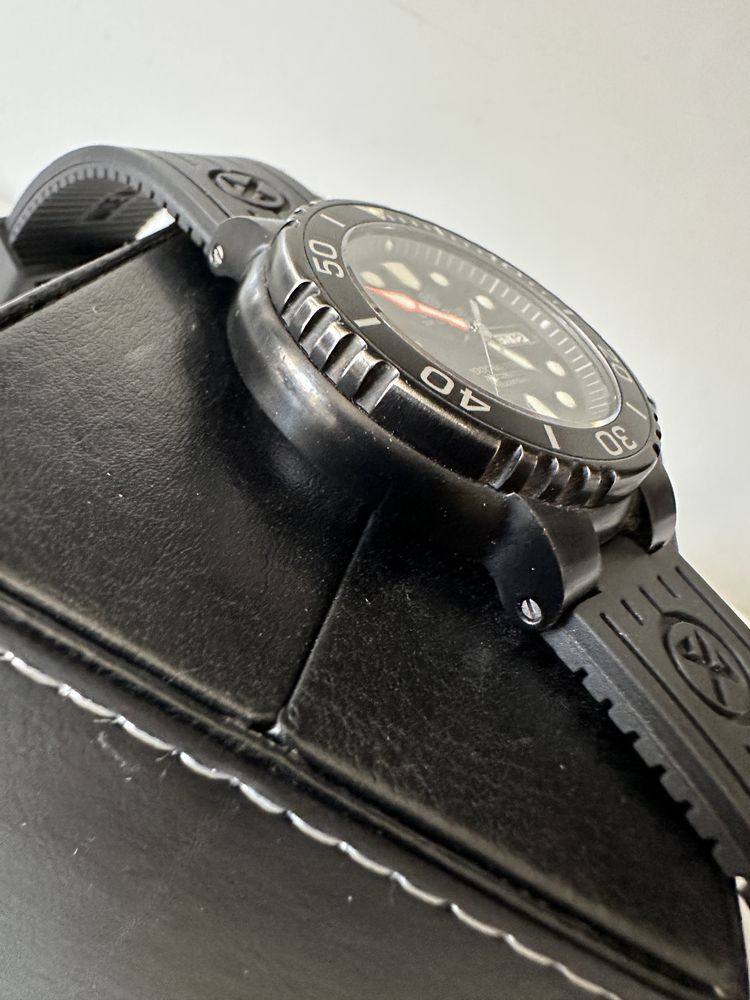 Deep Blue Sun Diver Military 1000 m Black