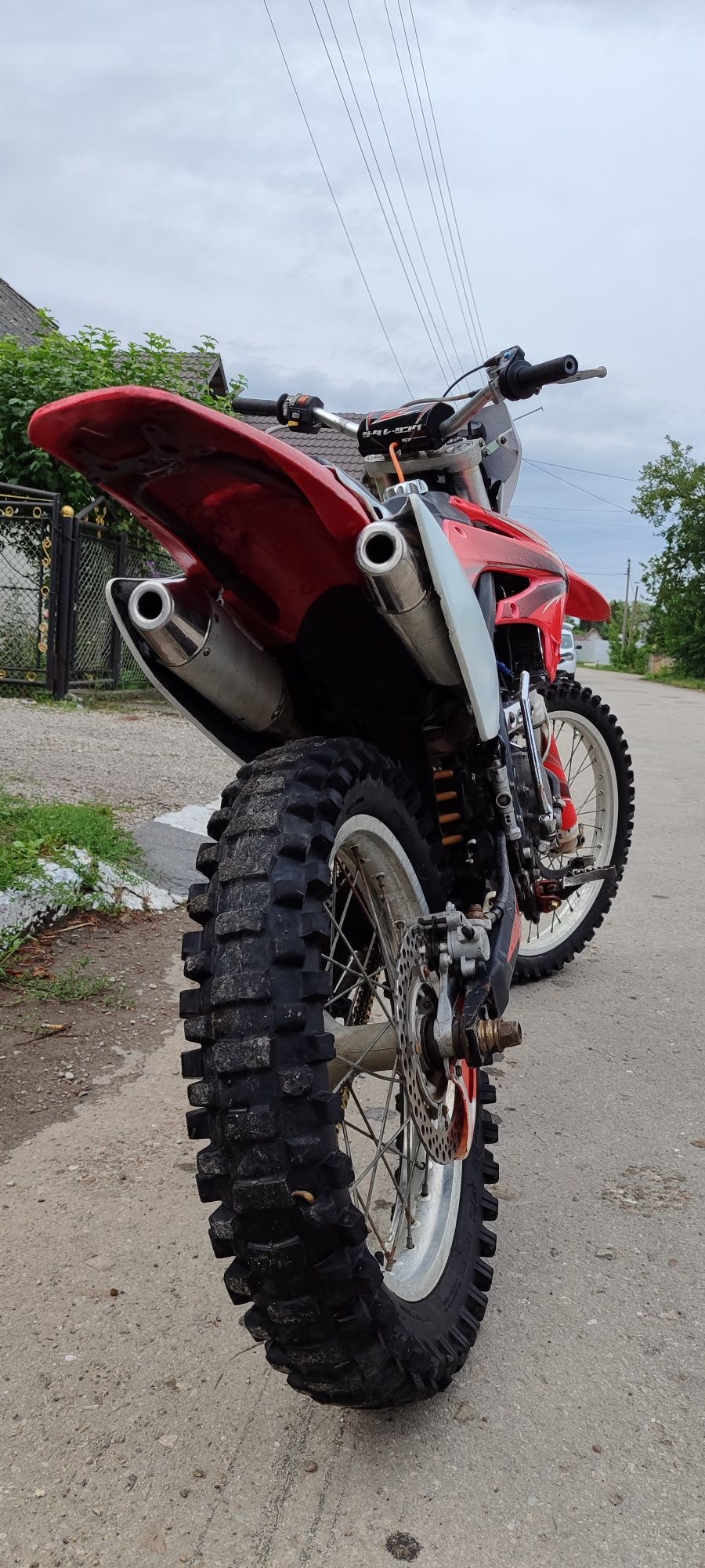 Продам Geon Dakar 250r